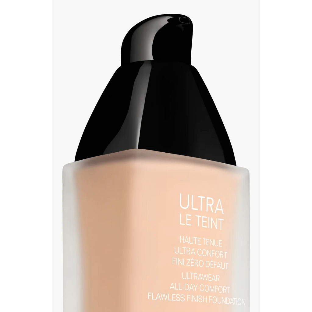 Chanel Ultra Le Teint Ultrawear All-Day Comfort Flawless Finish Foundation
