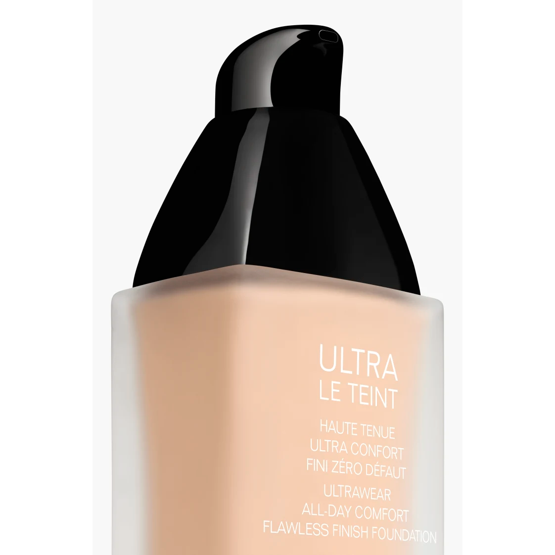 Chanel Ultra Le Teint Ultrawear All-Day Comfort Flawless Finish Foundation