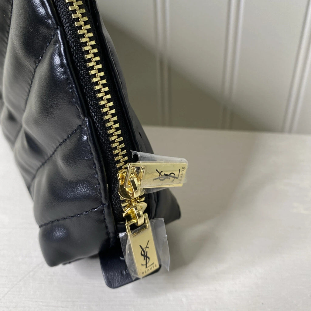 حقيبة مستحضرات التجميل YSL Beauty بالأسود والذهبي