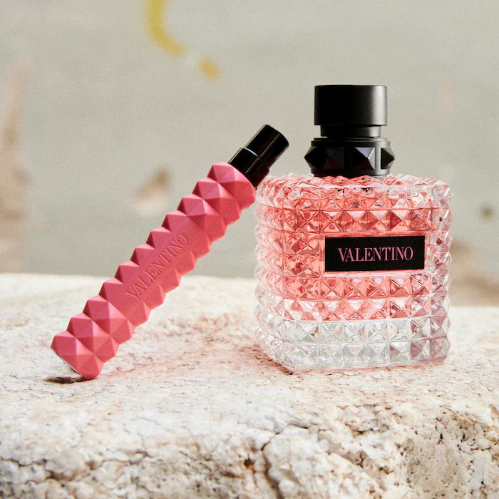 Valentino  Donna Born In Roma Eau de Parfum with Bourbon Vanilla & Jasmine