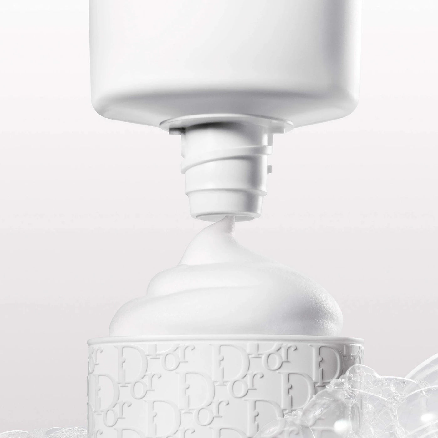 DIOR La Mousse OFF/ON Foaming Face Cleanser