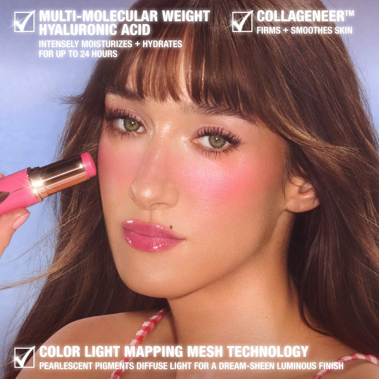 شارلوت تلبري Unreal Lip + Cheek Glow Blush Stick مع حمض الهيالورونيك